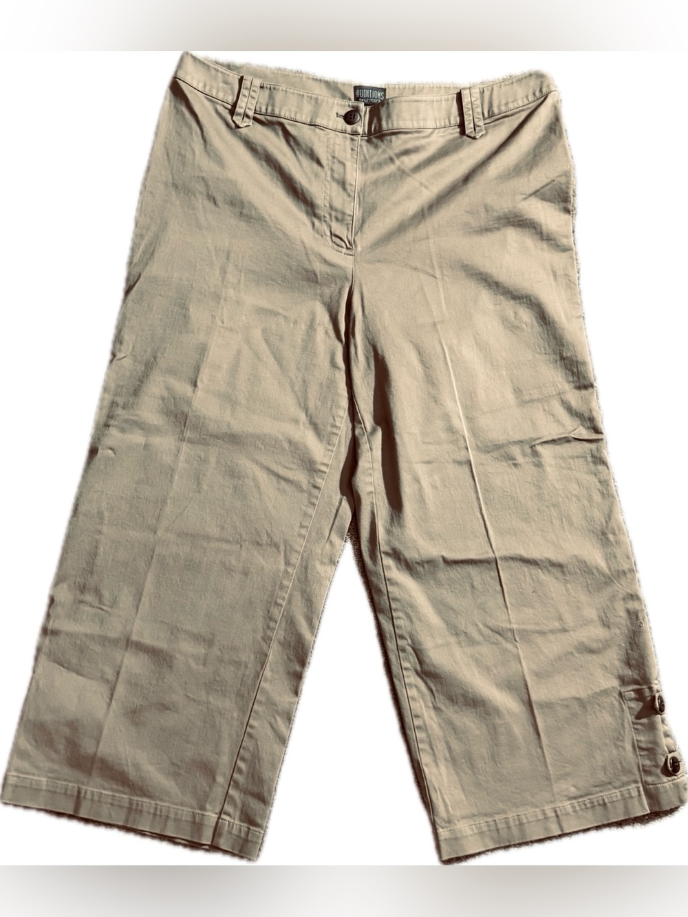 Chico's Beige Wide-Leg Capris 2.5